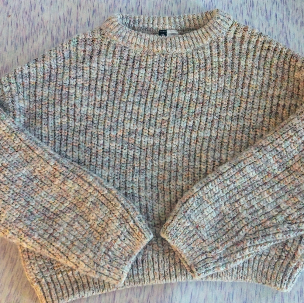 H&M Crop Sweater